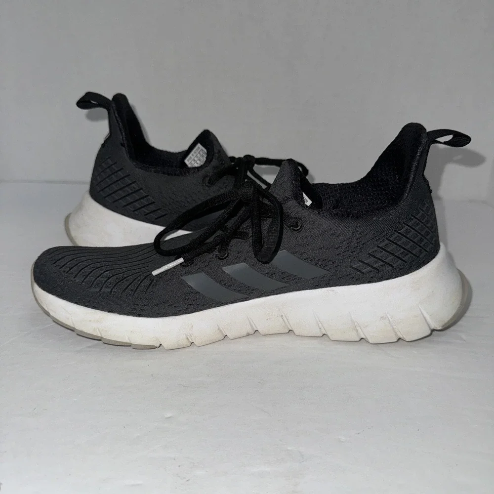 Adidas Shoes Women's Size 7.5 Gray Lace Up Tennis Shoes